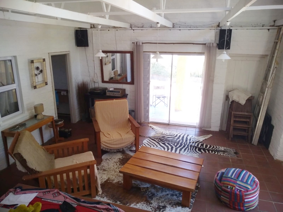 To Let 1 Bedroom Property for Rent in Napier Western Cape